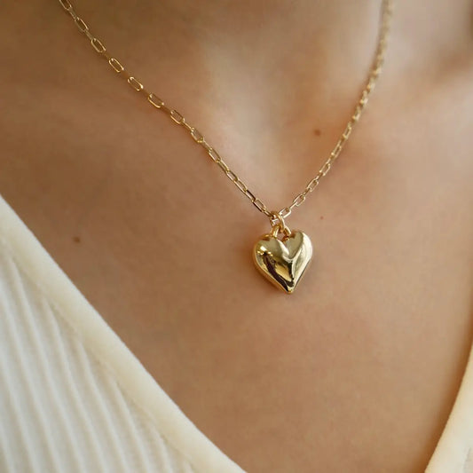 Clara Heart Necklace