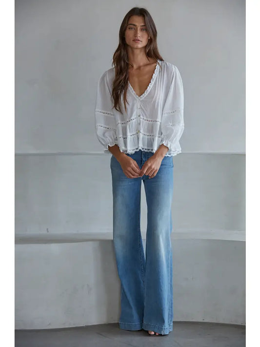 Woven Cotton V-Neck Quarter Sleeve Top